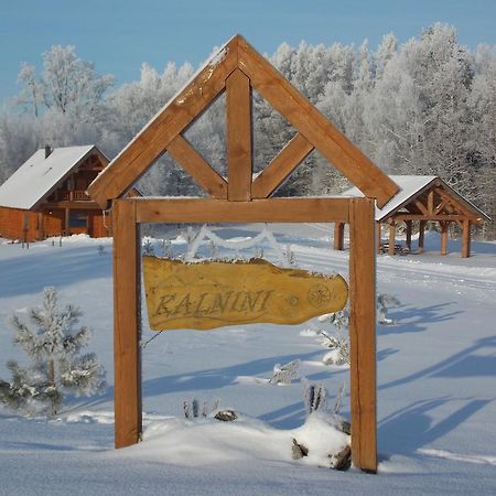 Guest House Kalnini Kārļi Kültér fotó
